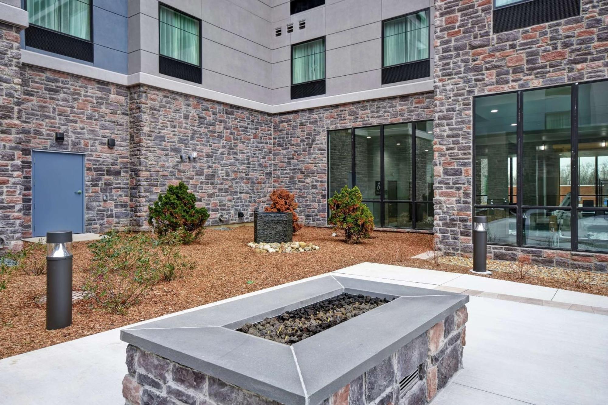 Homewood Suites By Hilton Orange New Haven Екстериор снимка