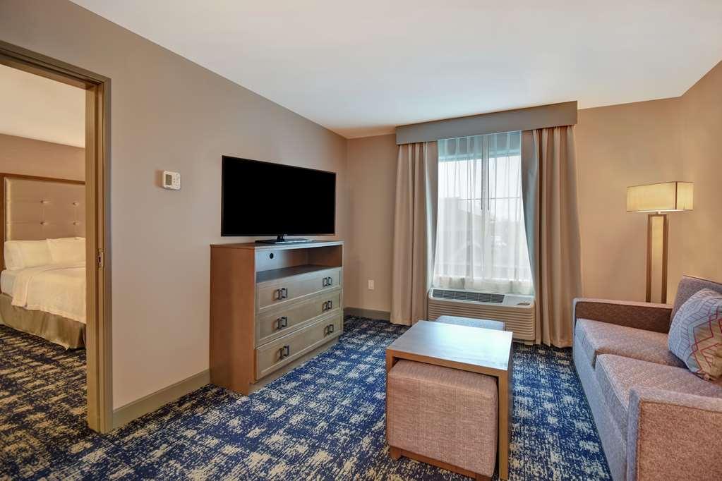 Homewood Suites By Hilton Orange New Haven Стая снимка